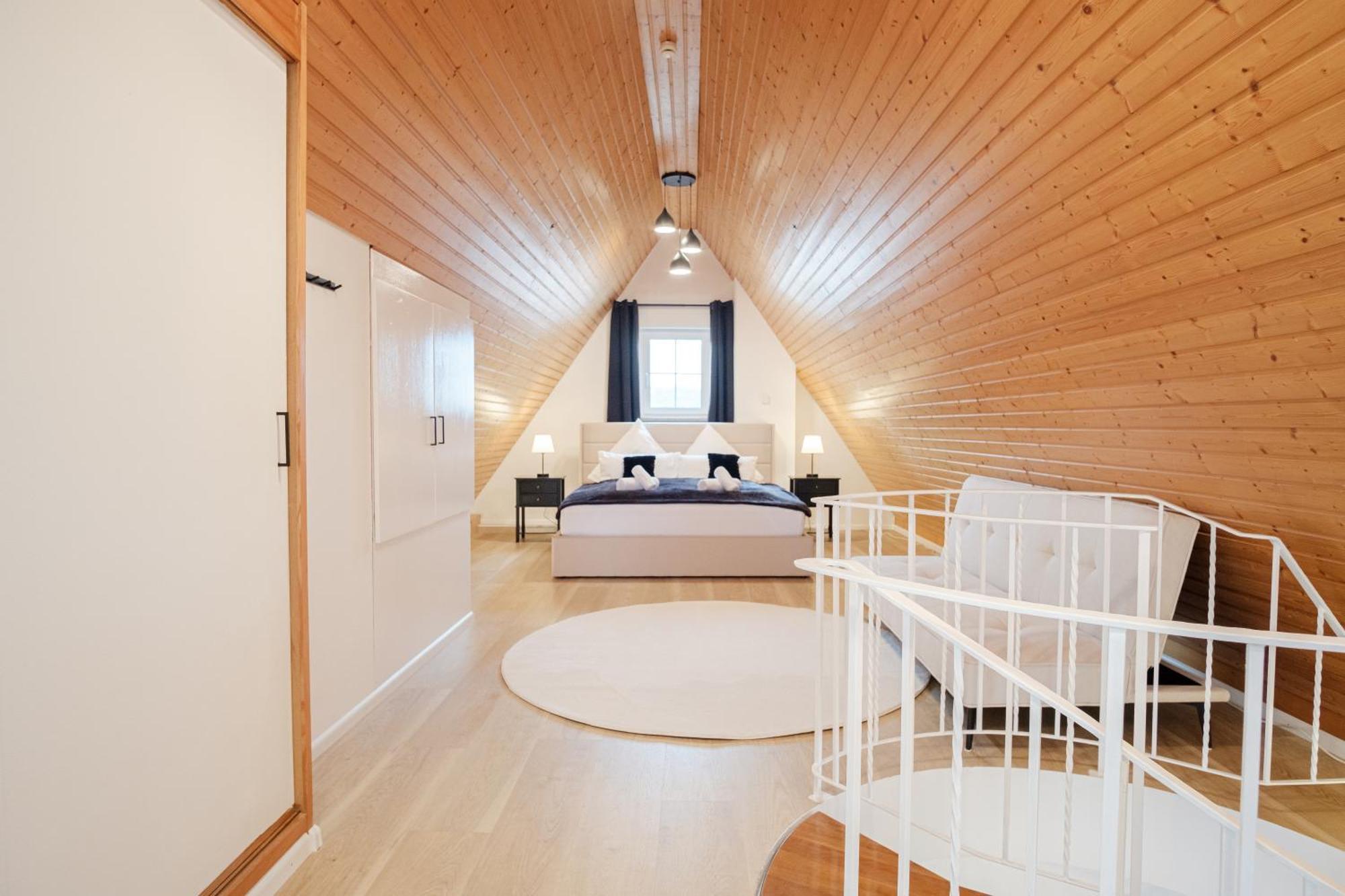 Neu Deluxe Suite Muensterblick, Maisonette, Kingsize Bett, Kueche, Netflix, Aussicht, E-Kamin Бад-Зекинген Экстерьер фото