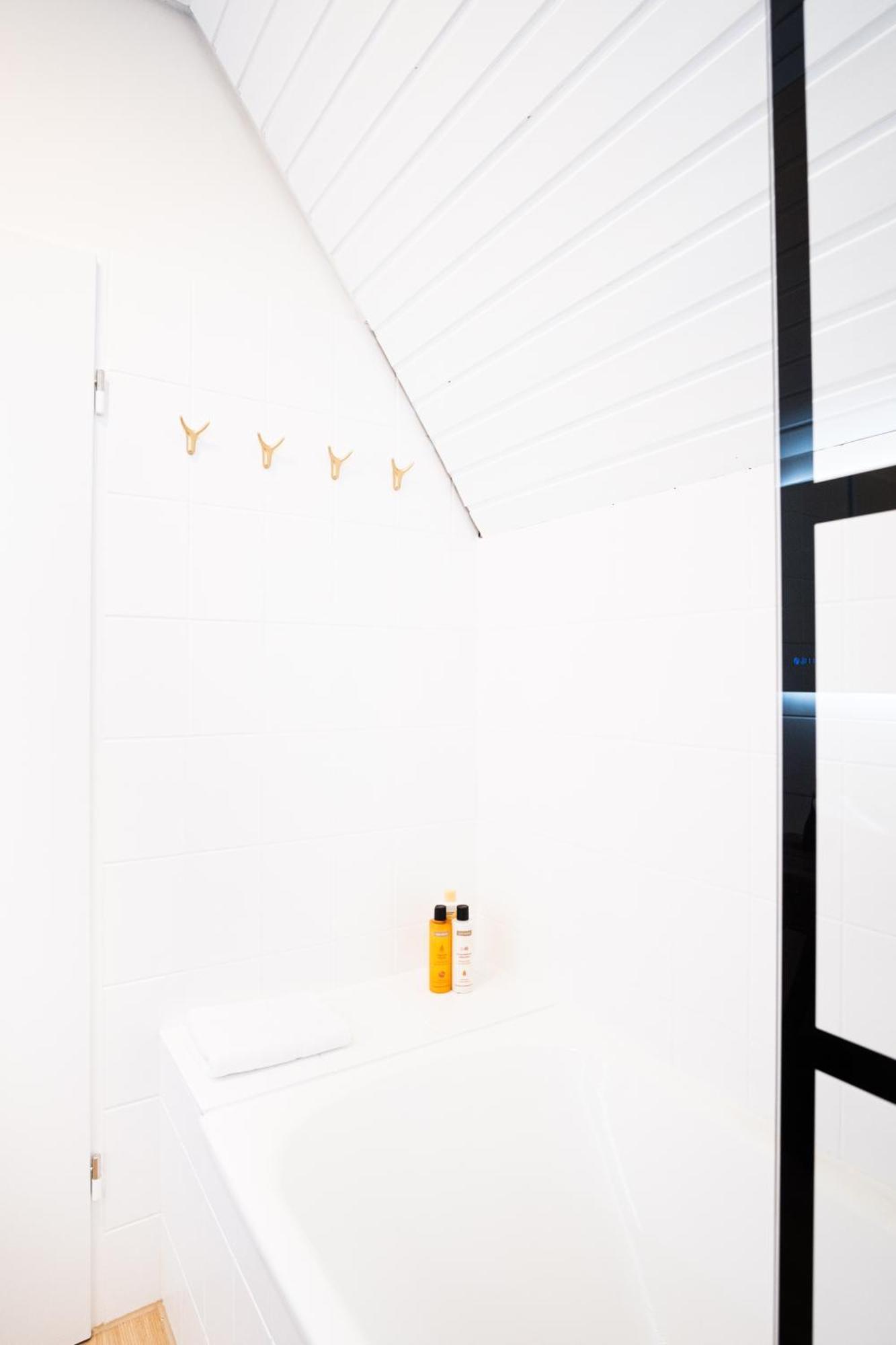 Neu Deluxe Suite Muensterblick, Maisonette, Kingsize Bett, Kueche, Netflix, Aussicht, E-Kamin Бад-Зекинген Экстерьер фото